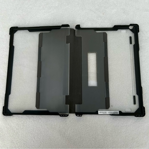Lenovo Hard Shell Case for Chromebook - Picture 1 of 3